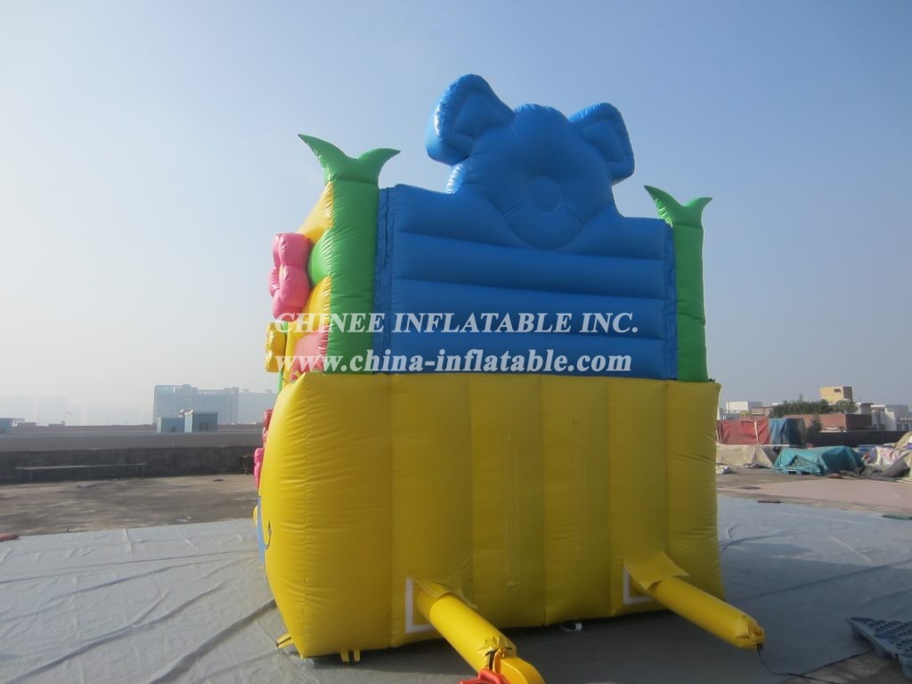T8-1419 The Mouse Inflatable Slide