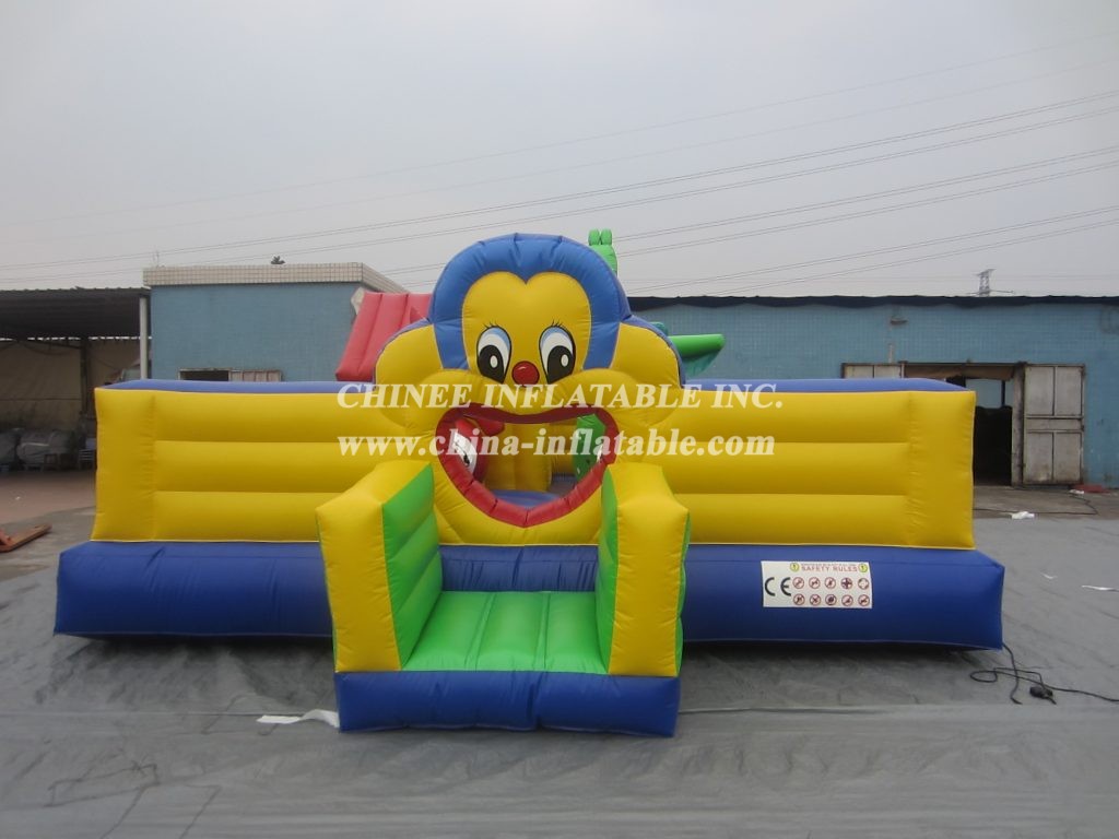 T2-2967 Inflatable Amusing Park Inflatable Playground